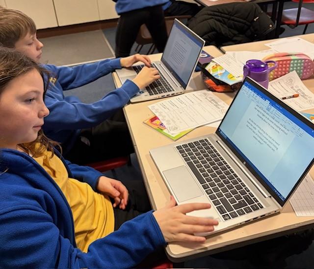 P 5 6 Book Creator
